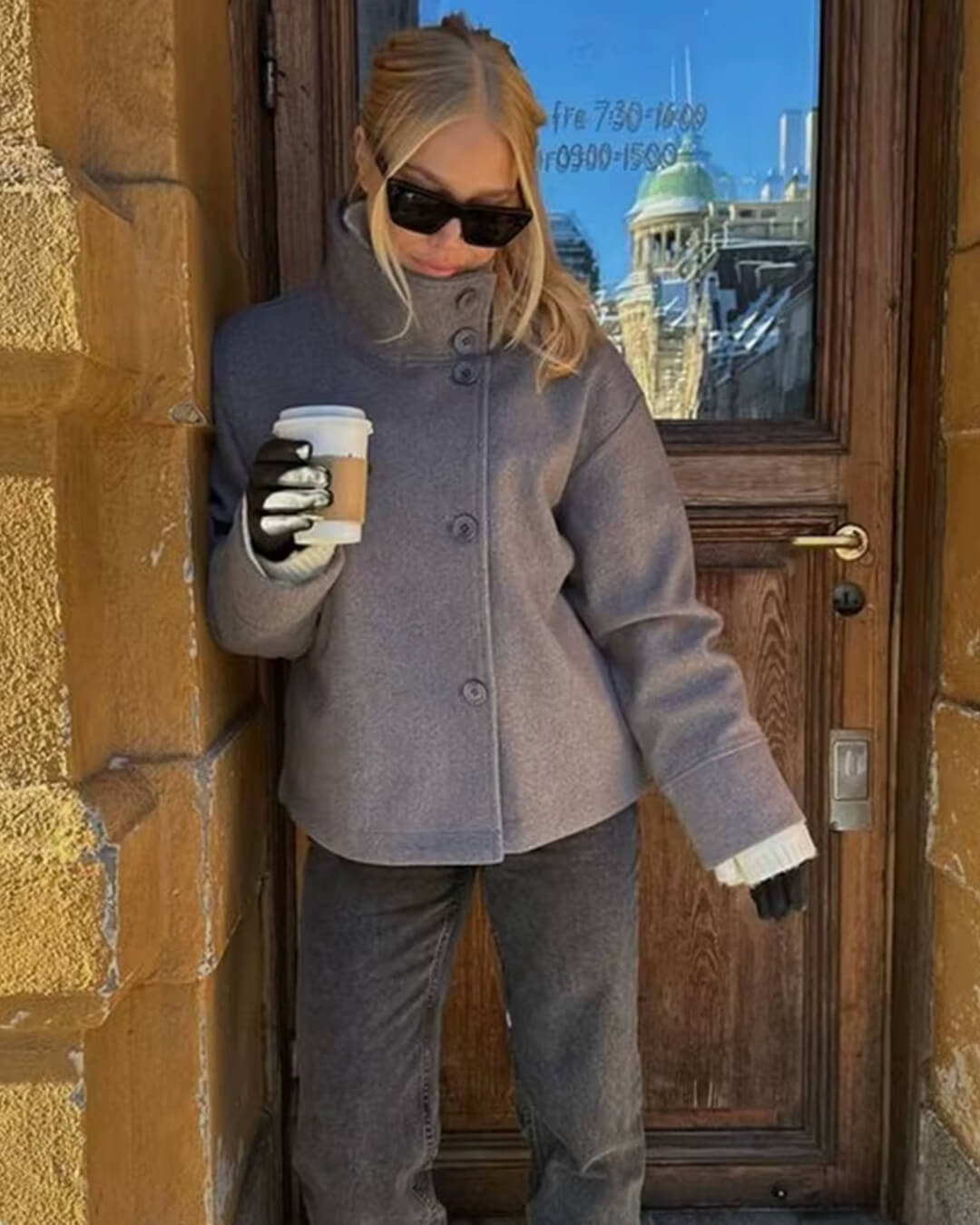 Damenjacke mit hohem Kragen und lockerer Passform | J&B - 1 - Jasminaboutique.com