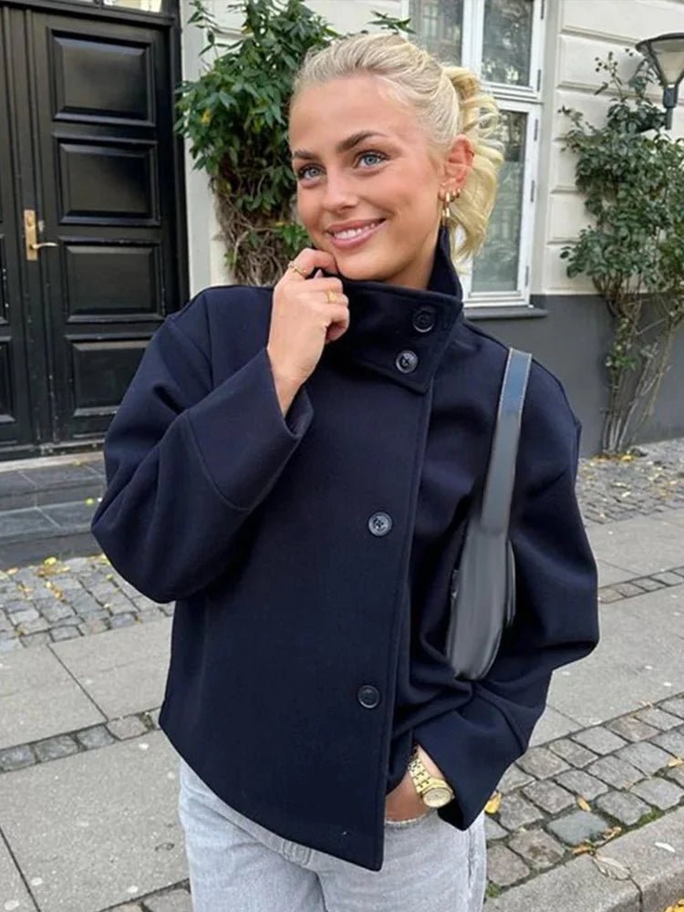 Damenjacke mit hohem Kragen und lockerer Passform | J&B - 15 - Jasminaboutique.com