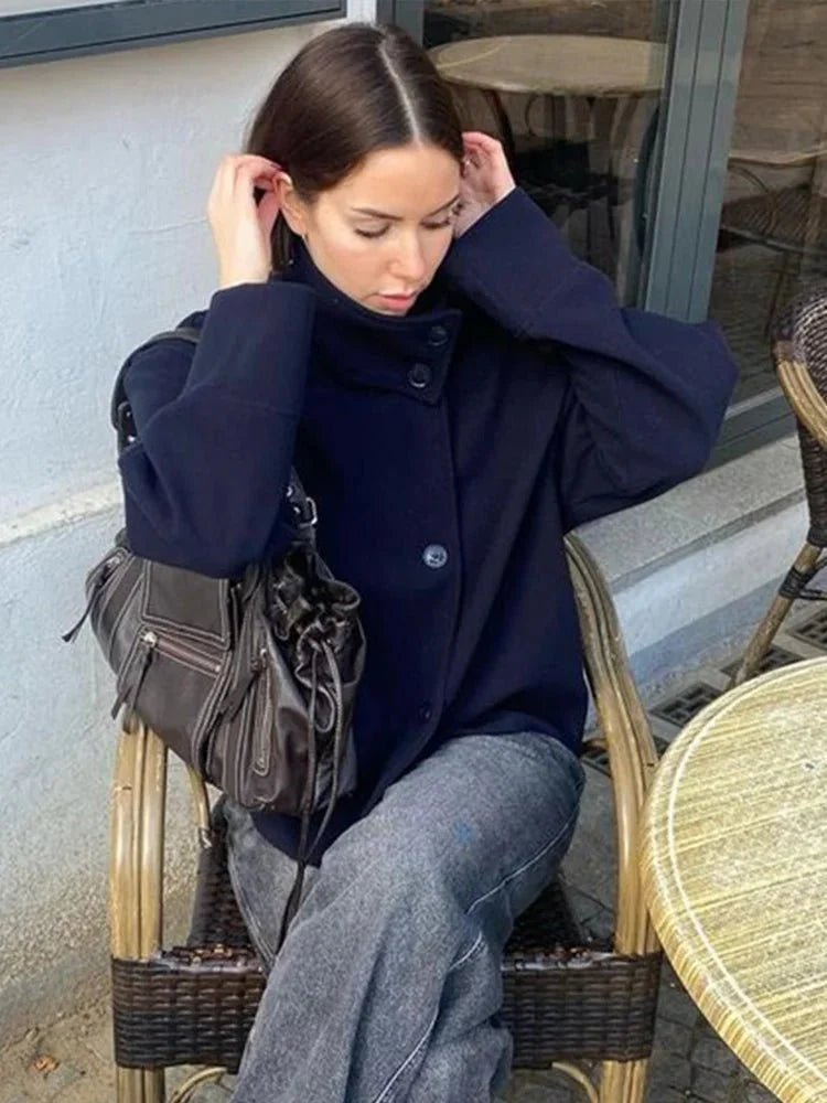 Damenjacke mit hohem Kragen und lockerer Passform | J&B - 16 - Jasminaboutique.com