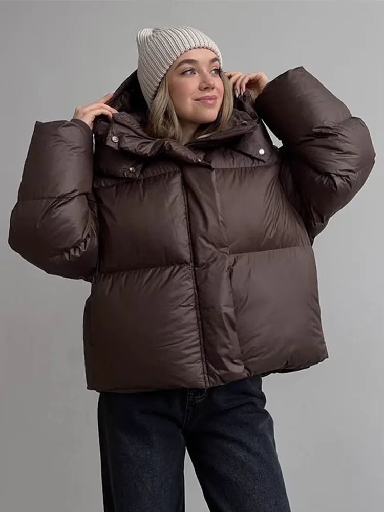 Oversize Daunenjacke Damen mit Reißverschluss und Kapuze | J&B - 1 - Jasminaboutique.com