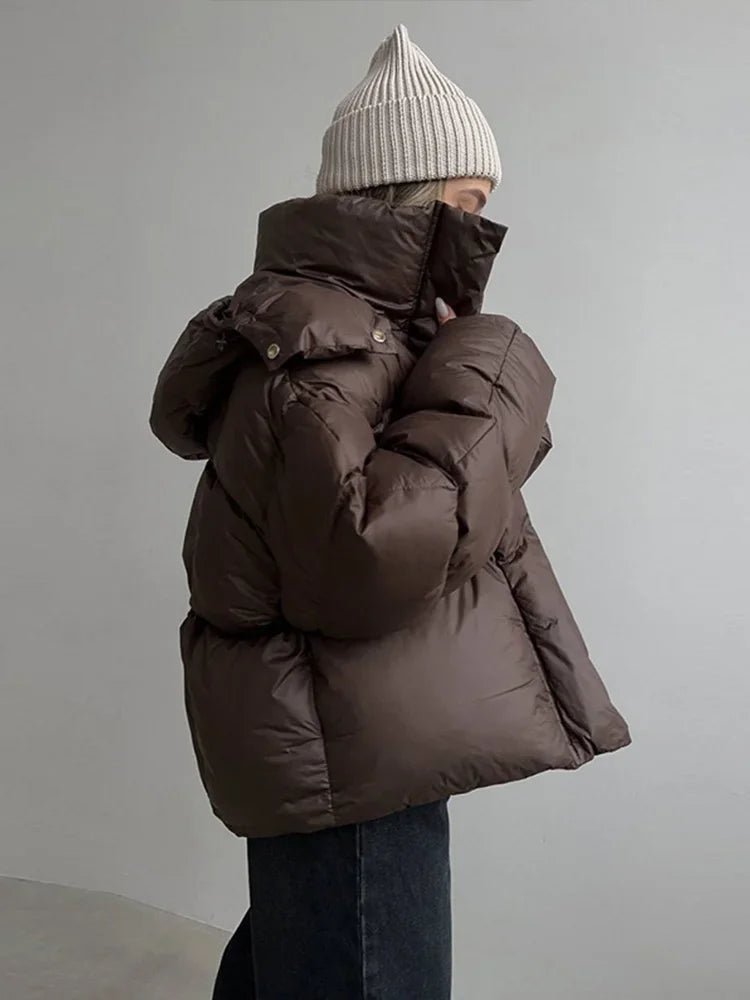 Oversize Daunenjacke Damen mit Reißverschluss und Kapuze | J&B - 4 - Jasminaboutique.com