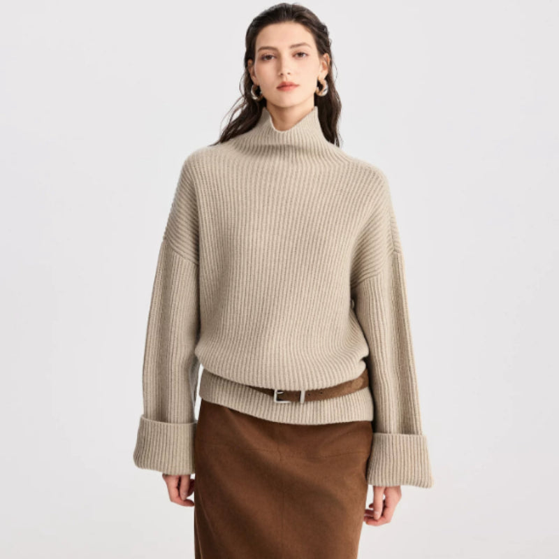 Oversize Damenpullover mit hohem Kragen und lässigem Schnitt | J&B - 5 - Jasminaboutique.com