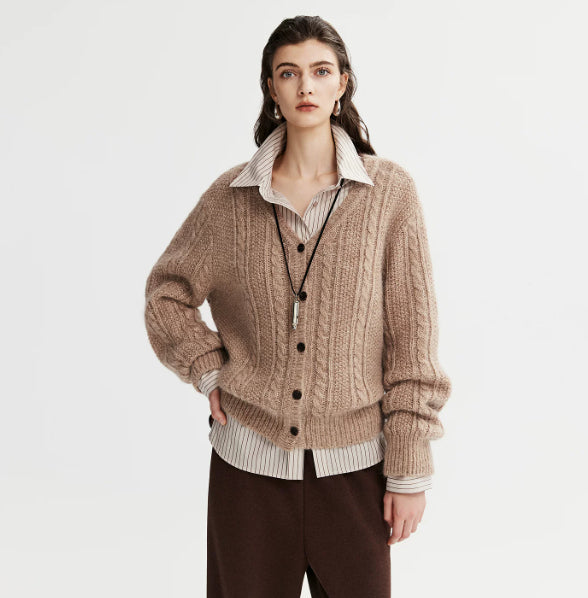 Cardigan Damen mit grobem Strick und Knopfleiste | J&B - 1 - Jasminaboutique.com