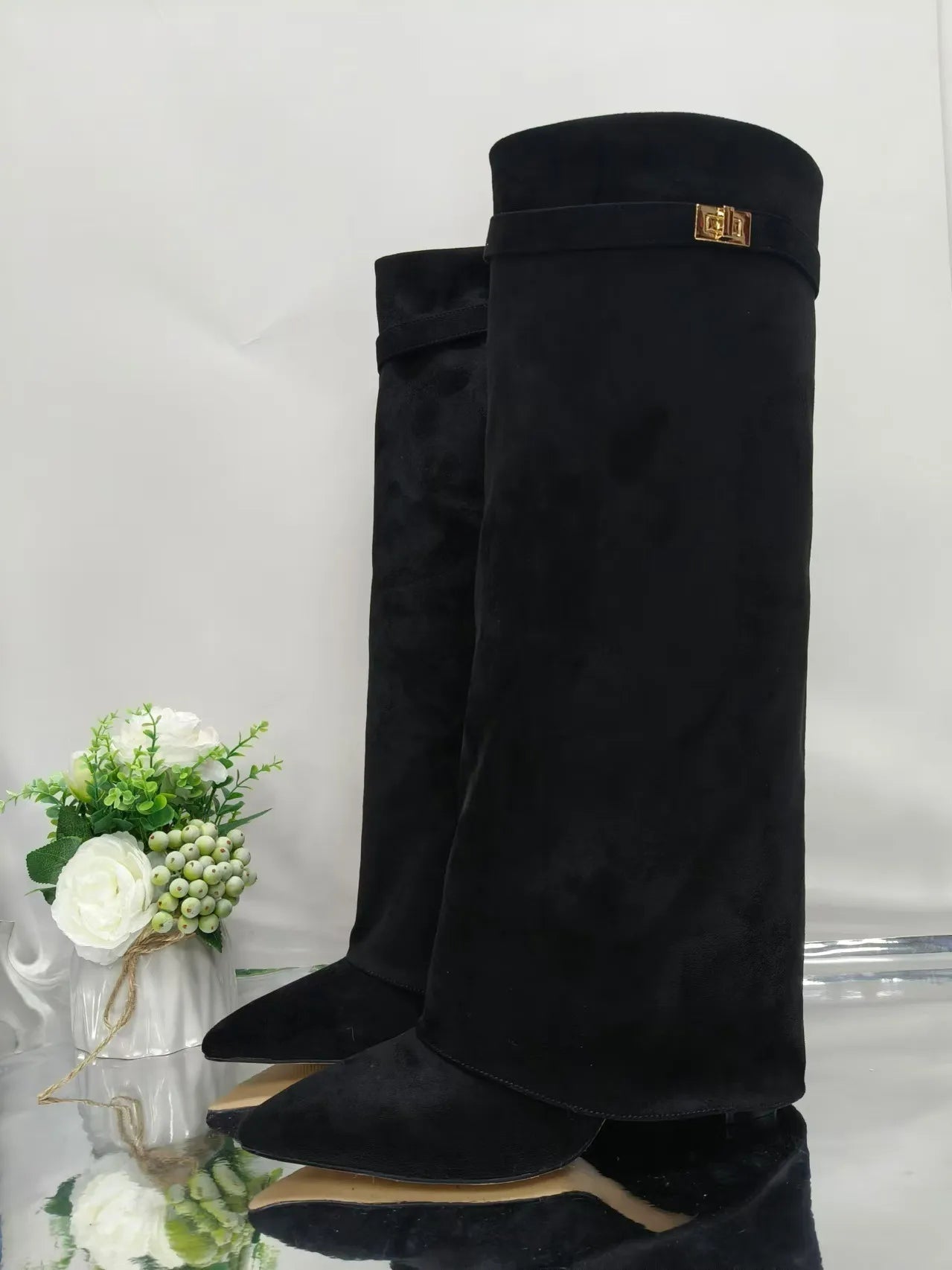 Overknee-Stiefel Damen im eleganten Design mit Blockabsatz | J&B - 6 - Jasminaboutique.com