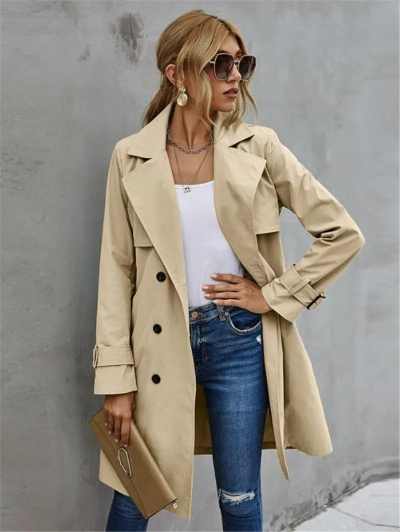 Trenchcoat Damen, klassischer Schnitt mit Taillengürtel | J&B - 1 - Jasminaboutique.com