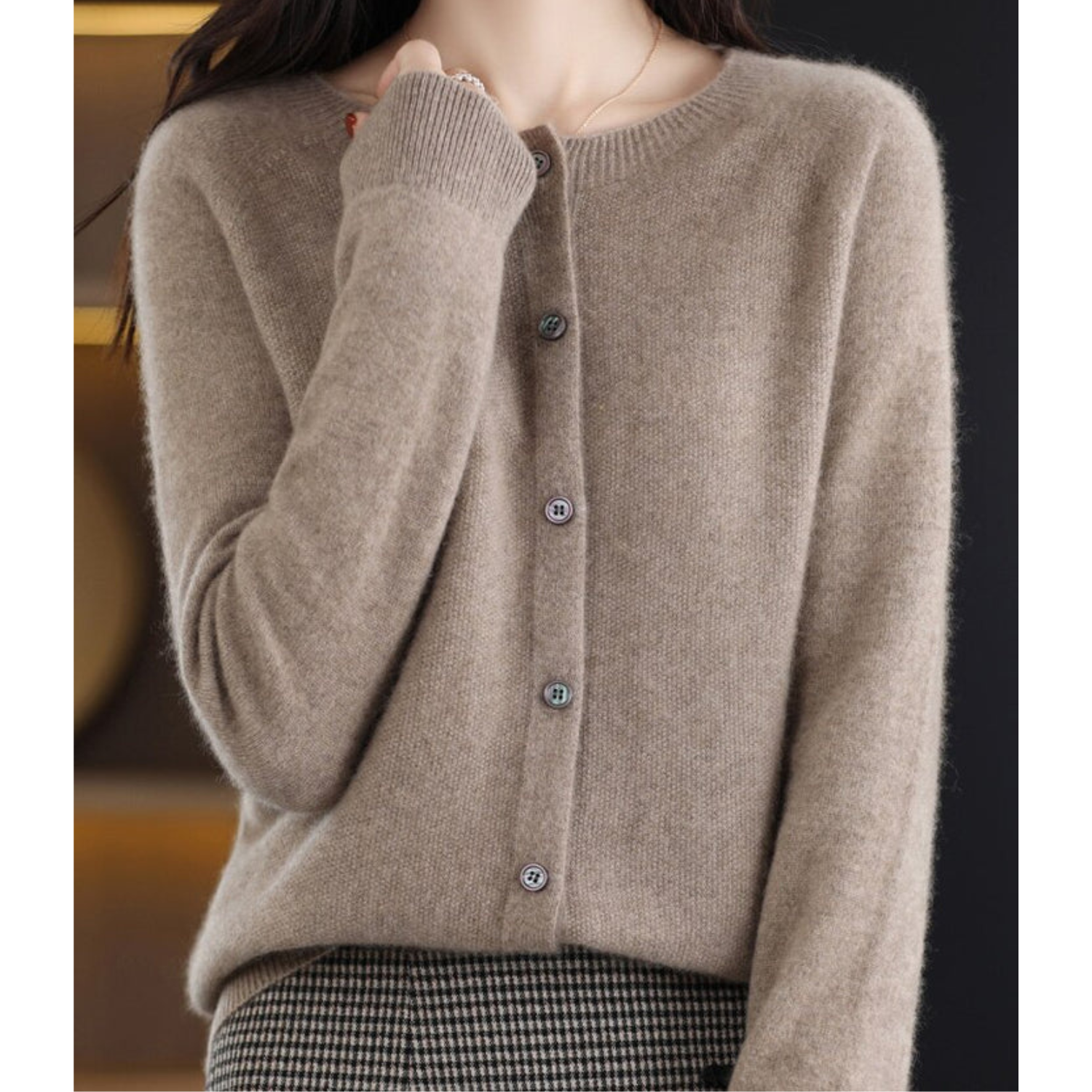 Damen Cardigan mit Knopfleiste und lässiger Passform | J&B - 10 - Jasminaboutique.com