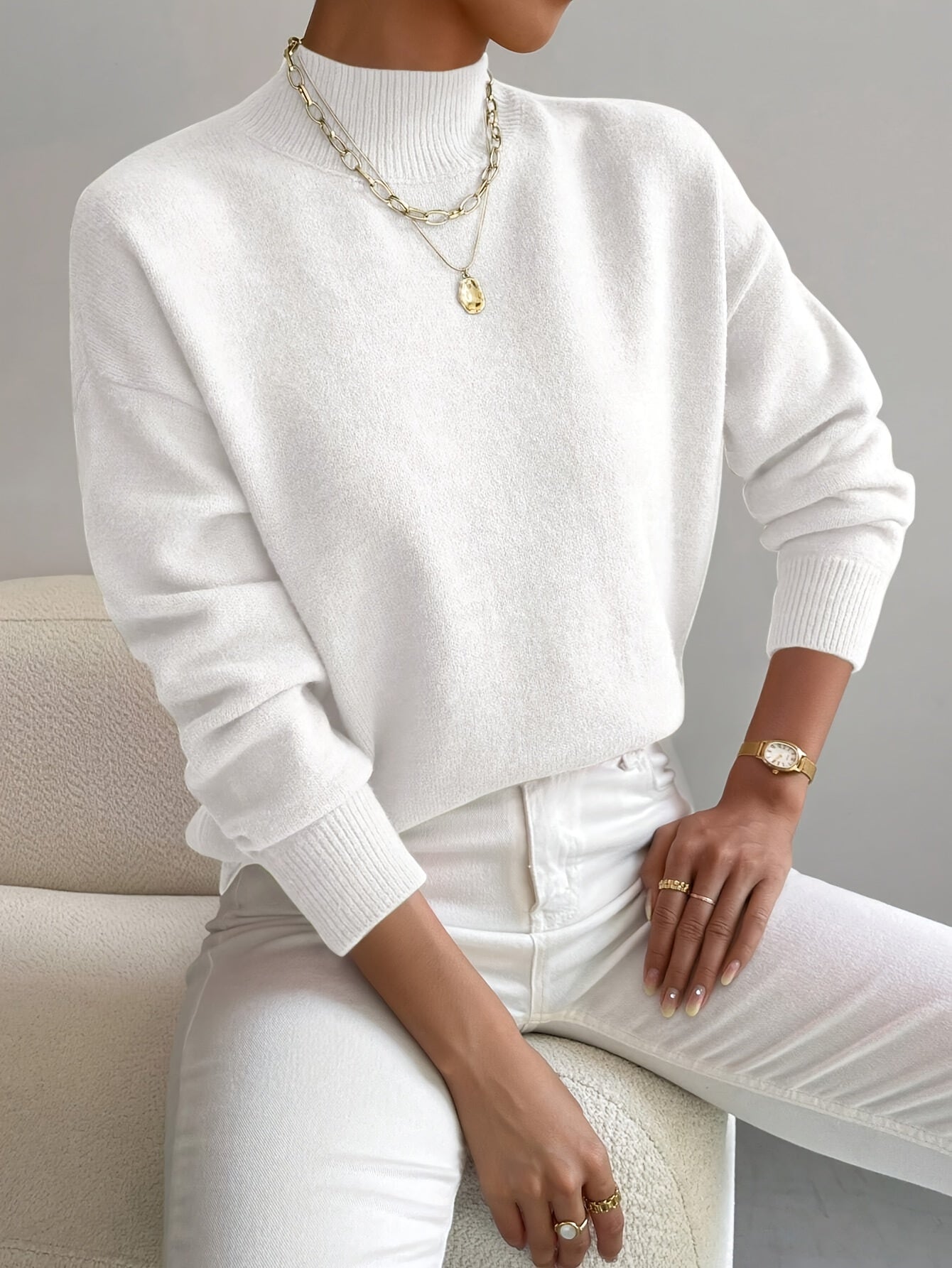Kuscheliger Pullover Damen mit Stehkragen und gerippten Bündchen | J&B - 2 - Jasminaboutique.com