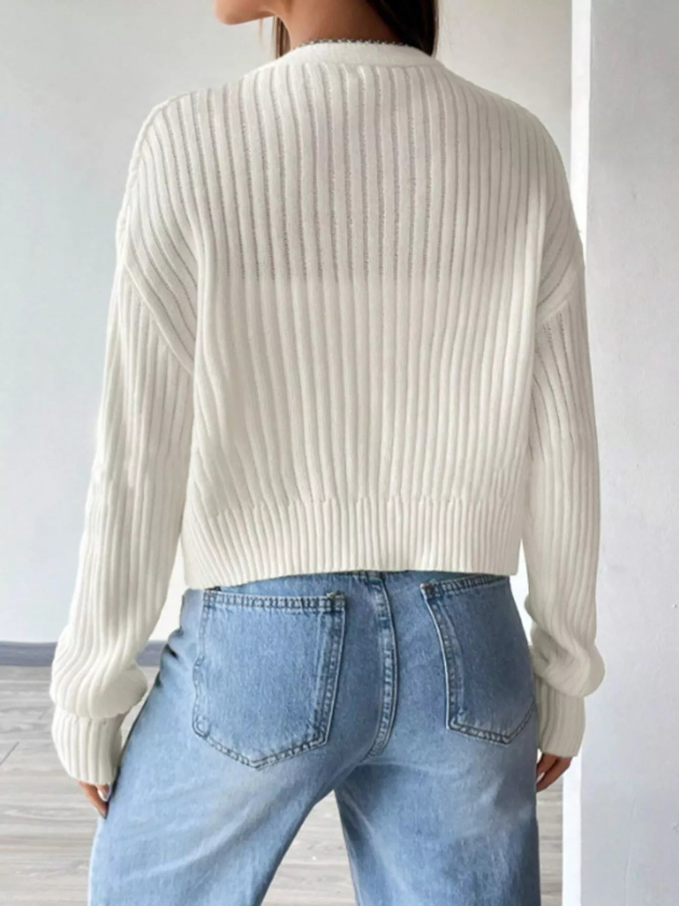 Damen Cardigan mit V-Ausschnitt und Knopfleiste | J&B - 3 - Jasminaboutique.com