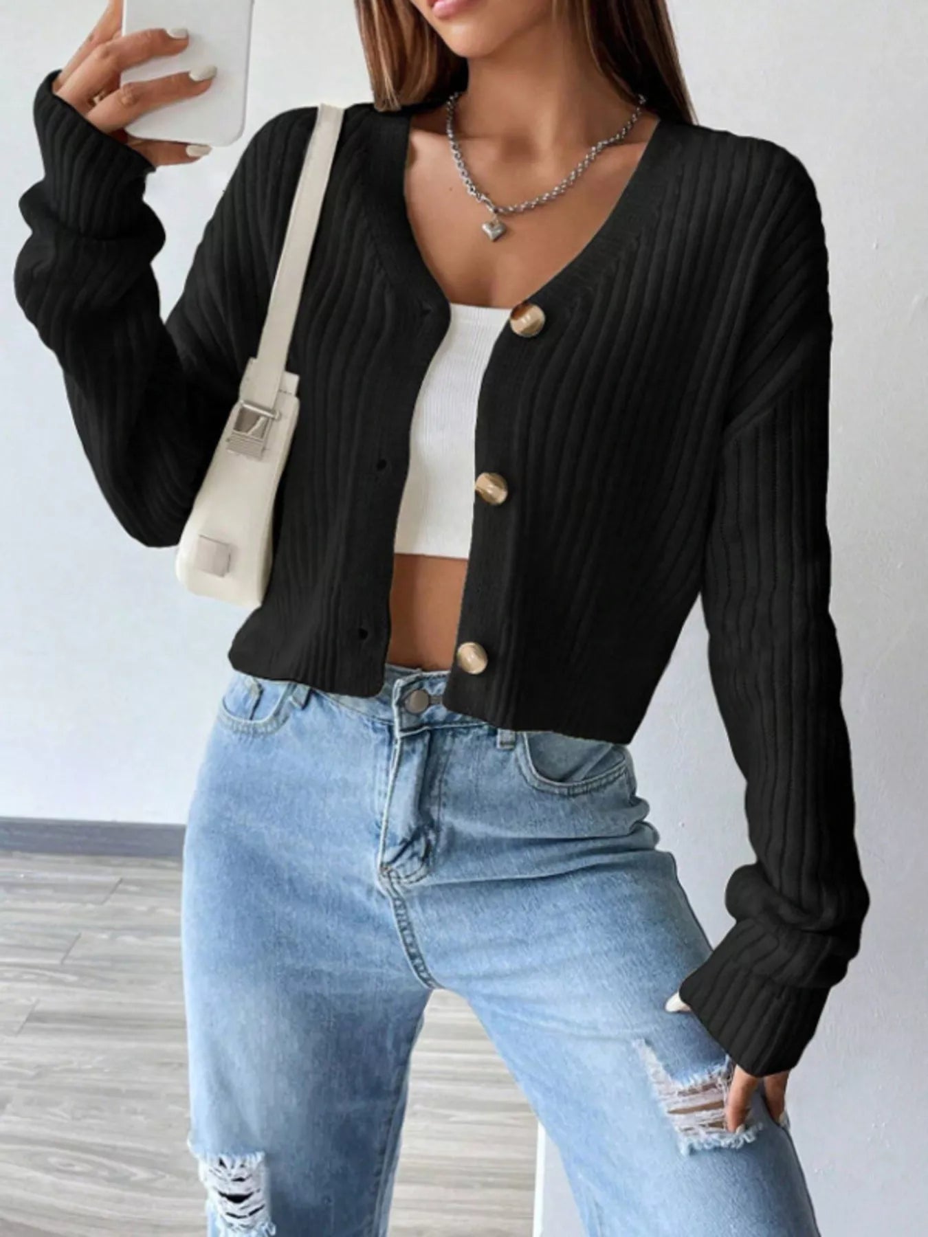 Damen Cardigan mit V-Ausschnitt und Knopfleiste | J&B - 6 - Jasminaboutique.com