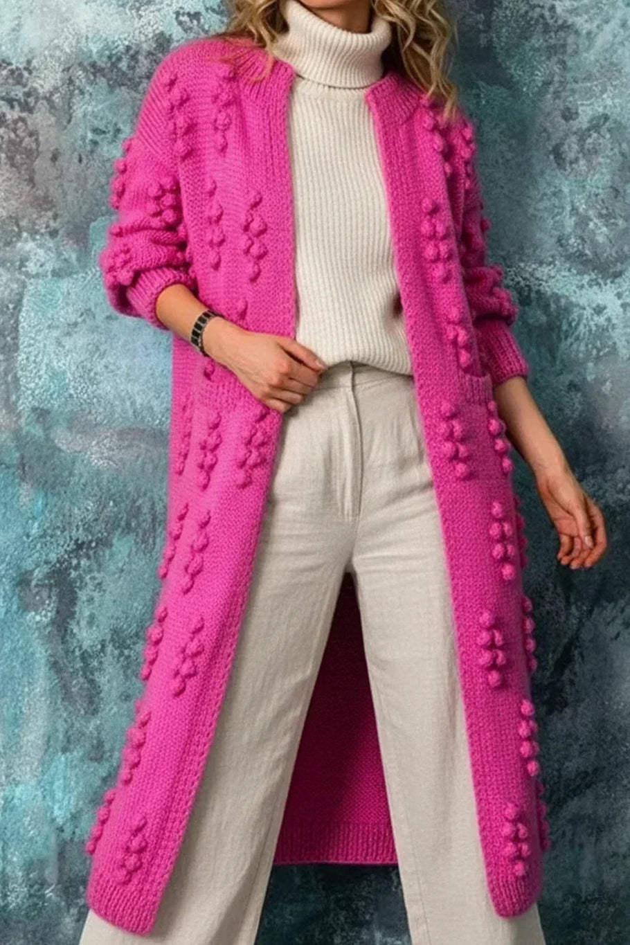 Strickcardigan Damen – Longline-Schnitt mit verspielten Pompons | J&B - 2 - Jasminaboutique.com