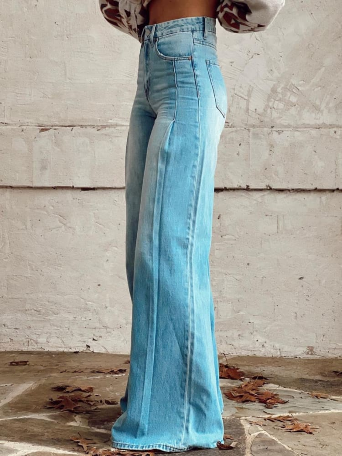 Weite Damenhose mit hohem Bund und lockerer Passform | J&B - 2 - Jasminaboutique.com