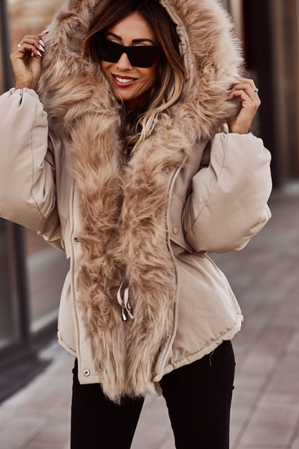 Damen-Parka, kurz geschnitten, mit Kunstfellbesatz und Kapuze - 3 - Jasminaboutique.com