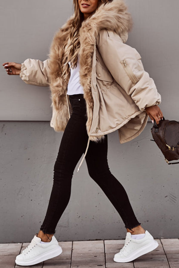 Damen-Parka, kurz geschnitten, mit Kunstfellbesatz und Kapuze - 4 - Jasminaboutique.com