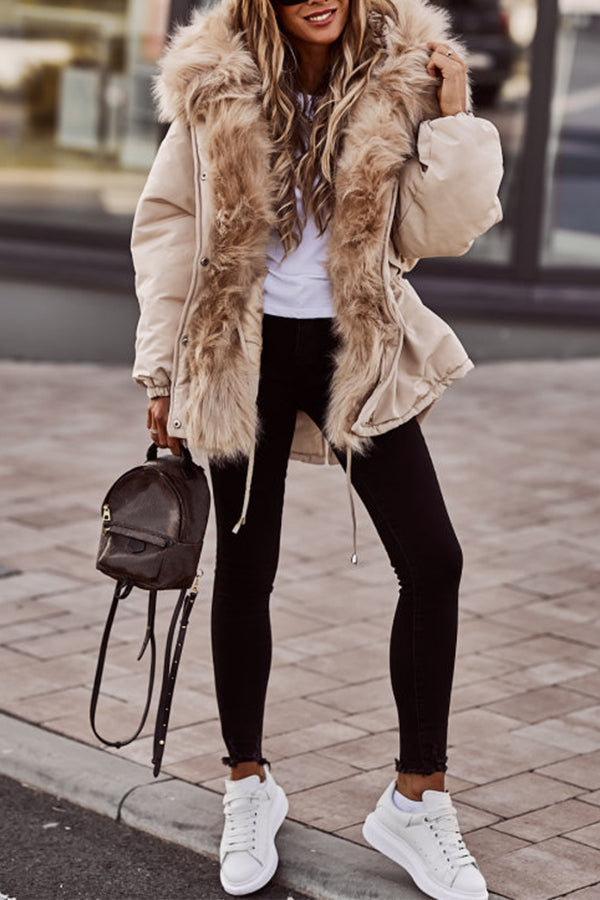 Damen-Parka, kurz geschnitten, mit Kunstfellbesatz und Kapuze - 6 - Jasminaboutique.com