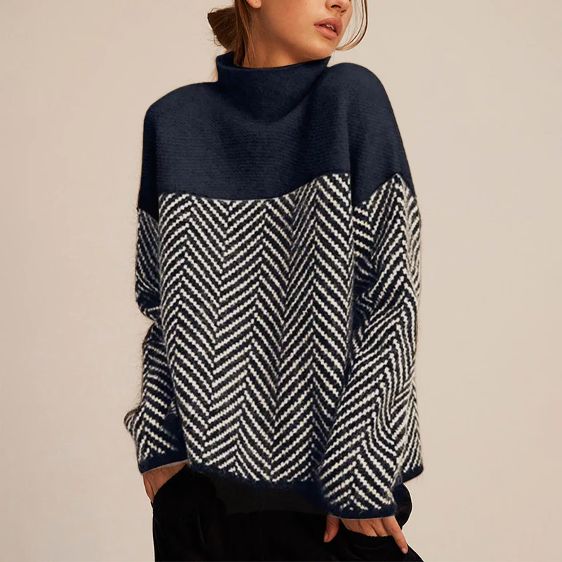 Damenpullover – Weite Passform mit Chevron-Muster und hohem Kragen - 2 - Jasminaboutique.com