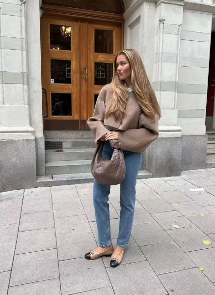 Kurzer Damenblazer mit Knopfleiste und lockerer Passform - 5 - Jasminaboutique.com