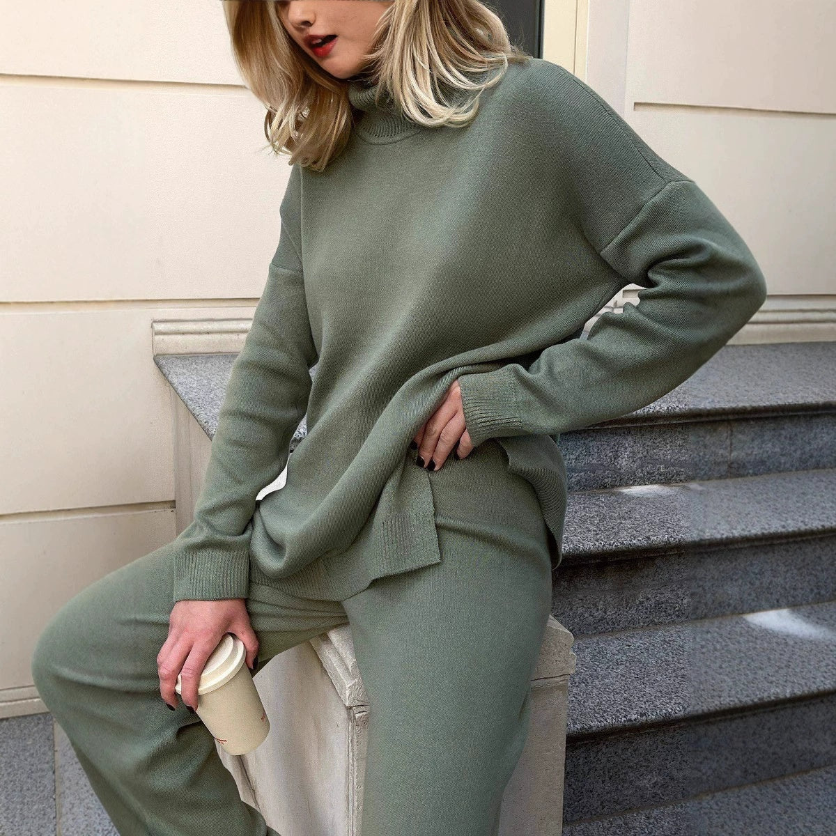 Damen-Strickpullover mit hohem Kragen und lockerer Passform - 3 - Jasminaboutique.com