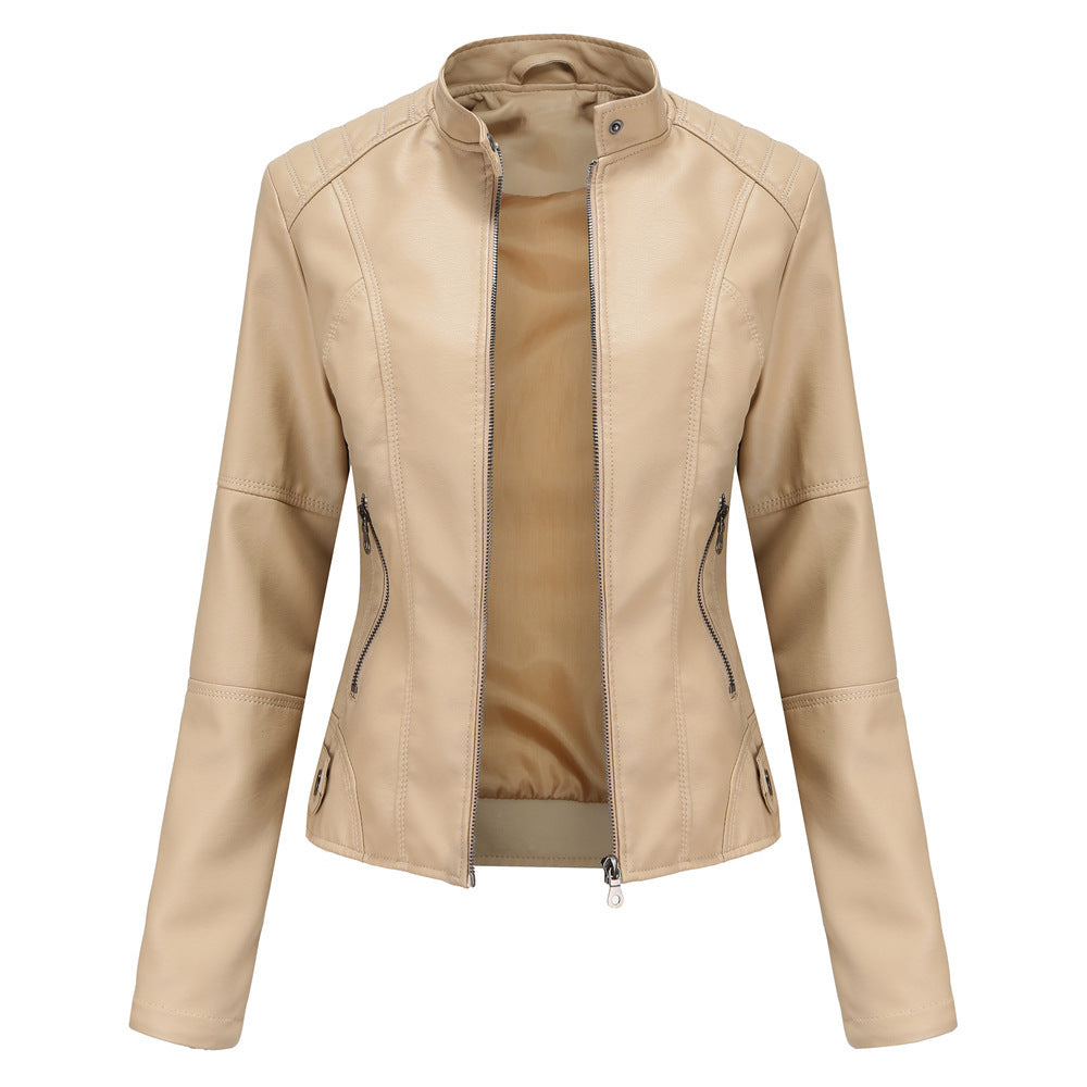 Schmal geschnittene Damen-Lederjacke mit Stehkragen und Reißverschlussdetails - 2 - Jasminaboutique.com