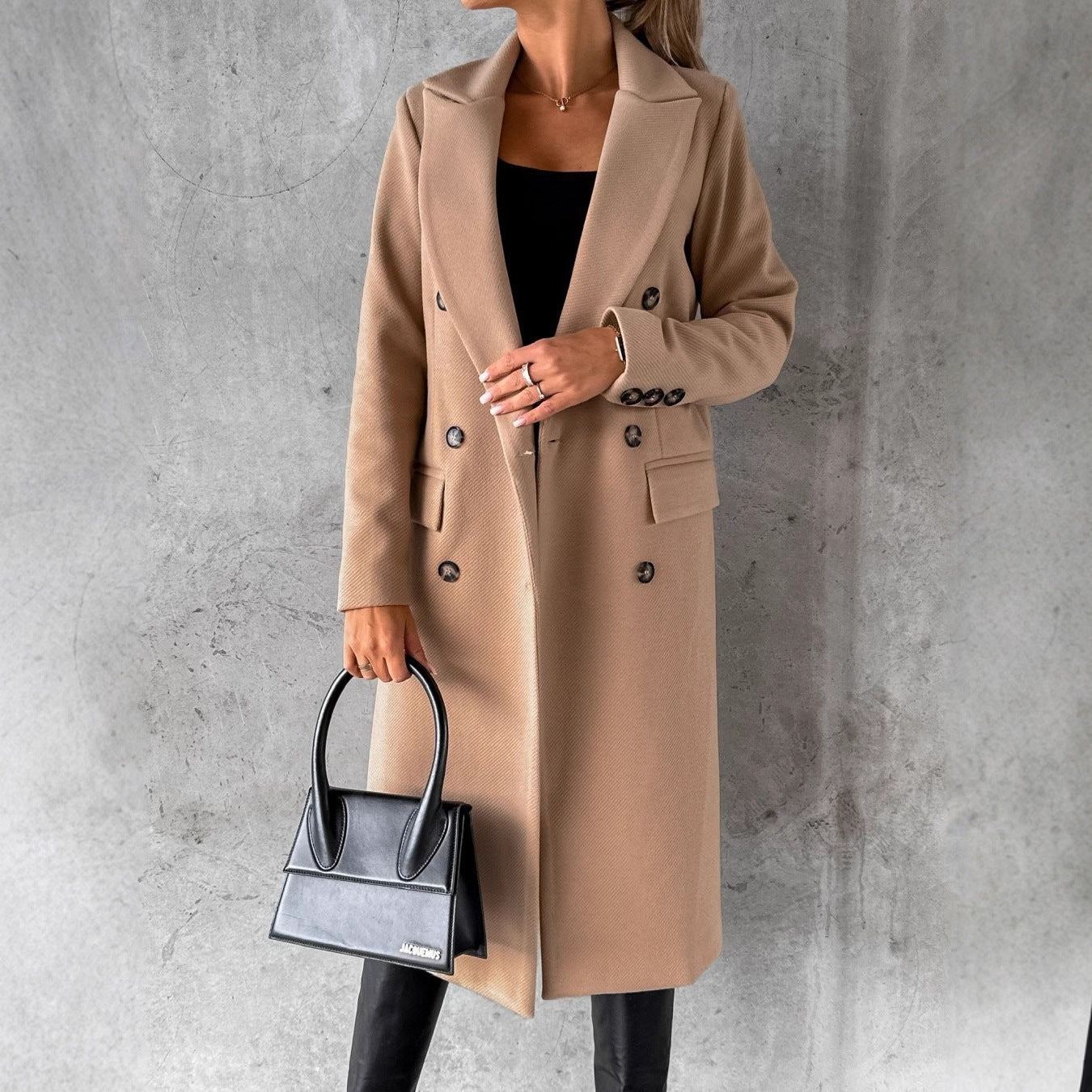 Zweireihiger Damenmantel mit Taschen und elegantem Schnitt - 8 - Jasminaboutique.com