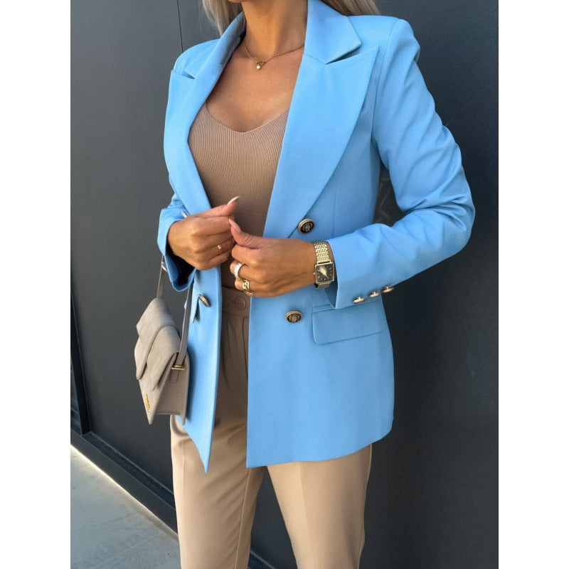 Zweireihiger Damenblazer in Hellblau mit eleganter Schnittführung - 1 - Jasminaboutique.com