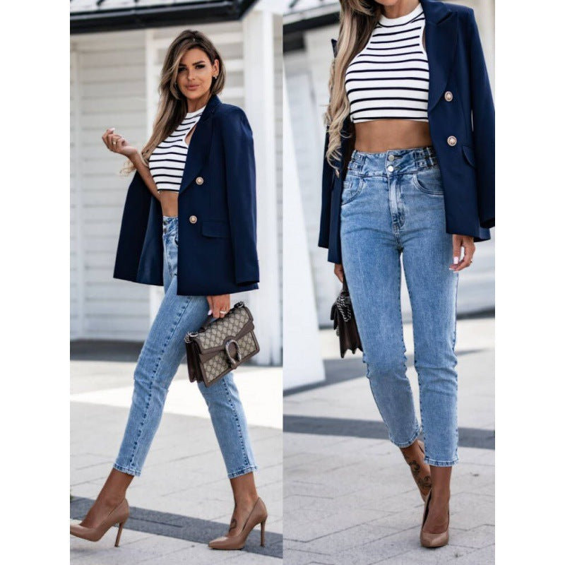 Zweireihiger Damenblazer in Hellblau mit eleganter Schnittführung - 2 - Jasminaboutique.com