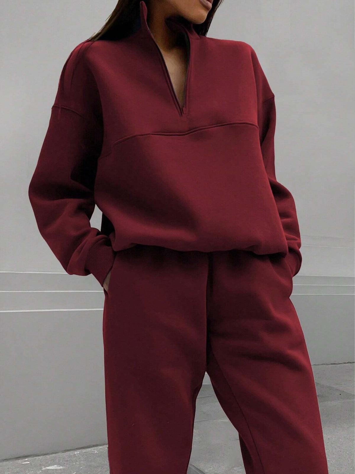 Zweiteiliges Damen-Set mit Reißverschluss und Oversize-Passform - 1 - Jasminaboutique.com