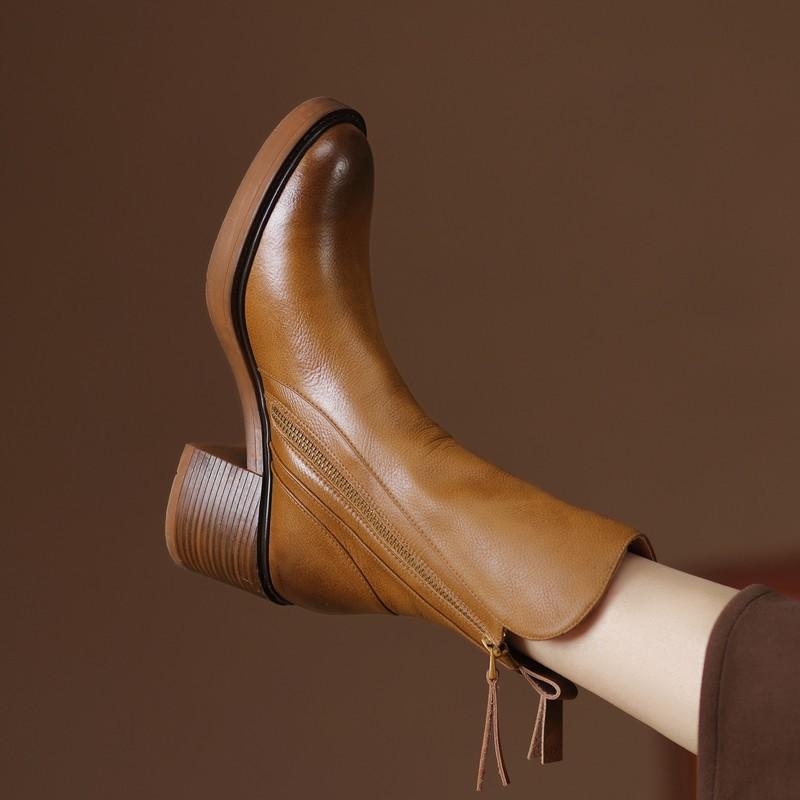 Stiefeletten für Damen mit Blockabsatz und seitlichem Reißverschluss - 8 - Jasminaboutique.com