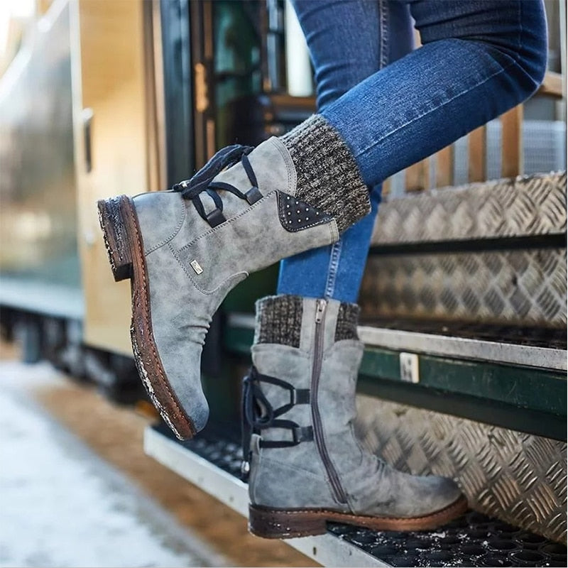 Stylische Damen-Stiefeletten mit Blumenmuster und Schnallen - 6 - Jasminaboutique.com