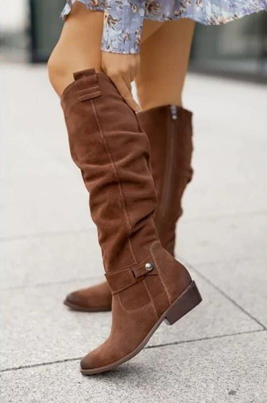 Kniehohe flache Damenstiefel mit seitlichem Reißverschluss und bequemer Sohle - 3 - Jasminaboutique.com