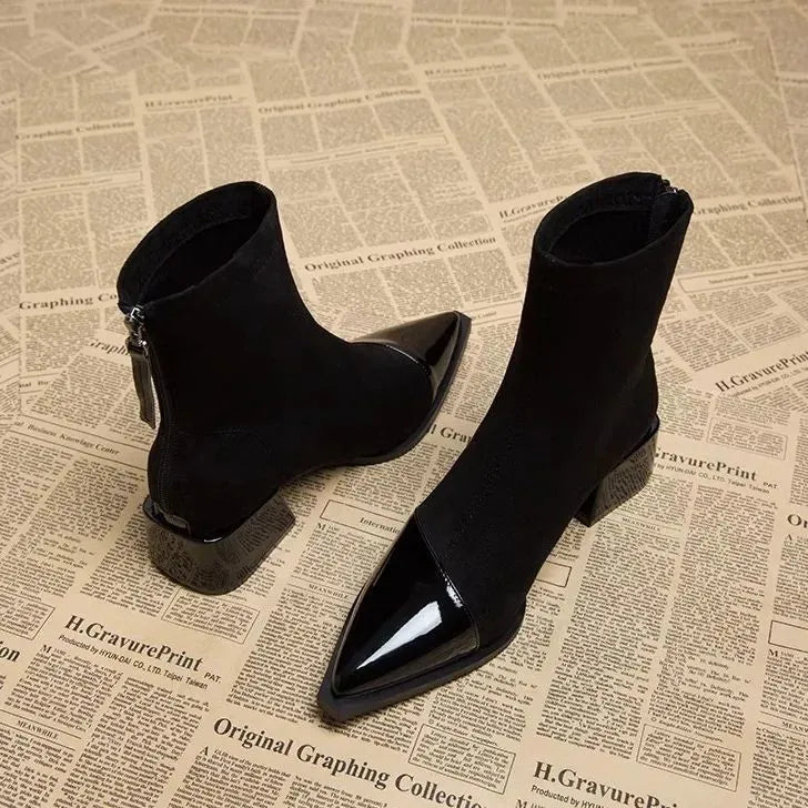 Damen-Stiefeletten mit Blockabsatz und glänzender Schuhspitze - 8 - Jasminaboutique.com