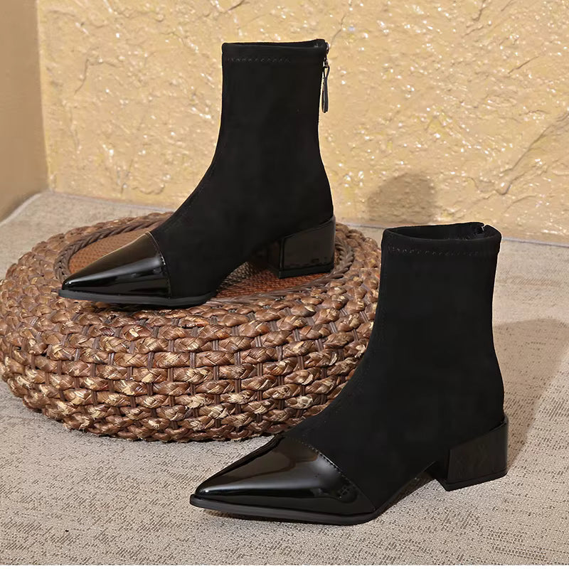 Damen-Stiefeletten mit Blockabsatz und glänzender Schuhspitze - 9 - Jasminaboutique.com
