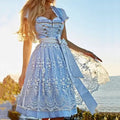 Dirndl Damen mit Spitzenärmeln und floralem Design | J&B - 1 - Jasminaboutique.com