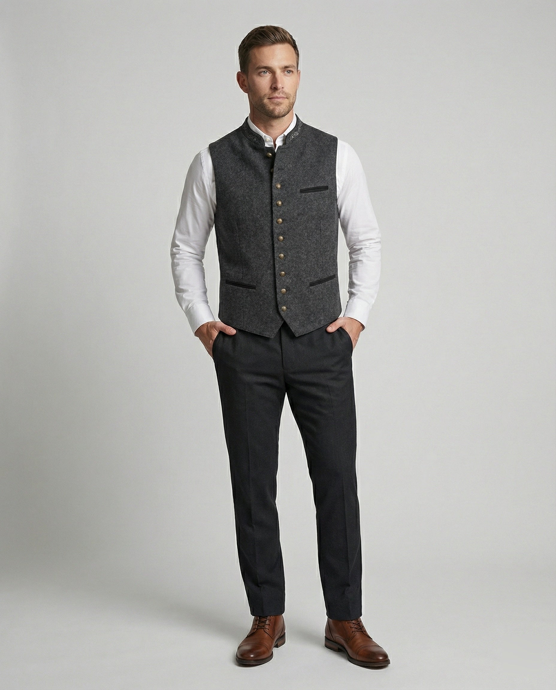 Herrenweste im traditionellen Stil mit taillierter Passform | J&B - 2 - Jasminaboutique.com