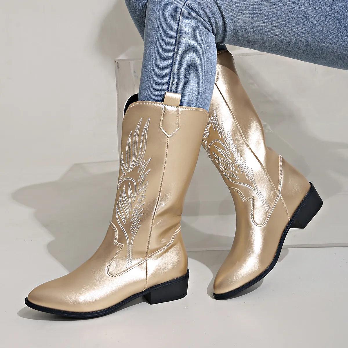 Cowboystiefel Damen mit Blockabsatz und stilvoller Stickerei | J&B - 3 - Jasminaboutique.com