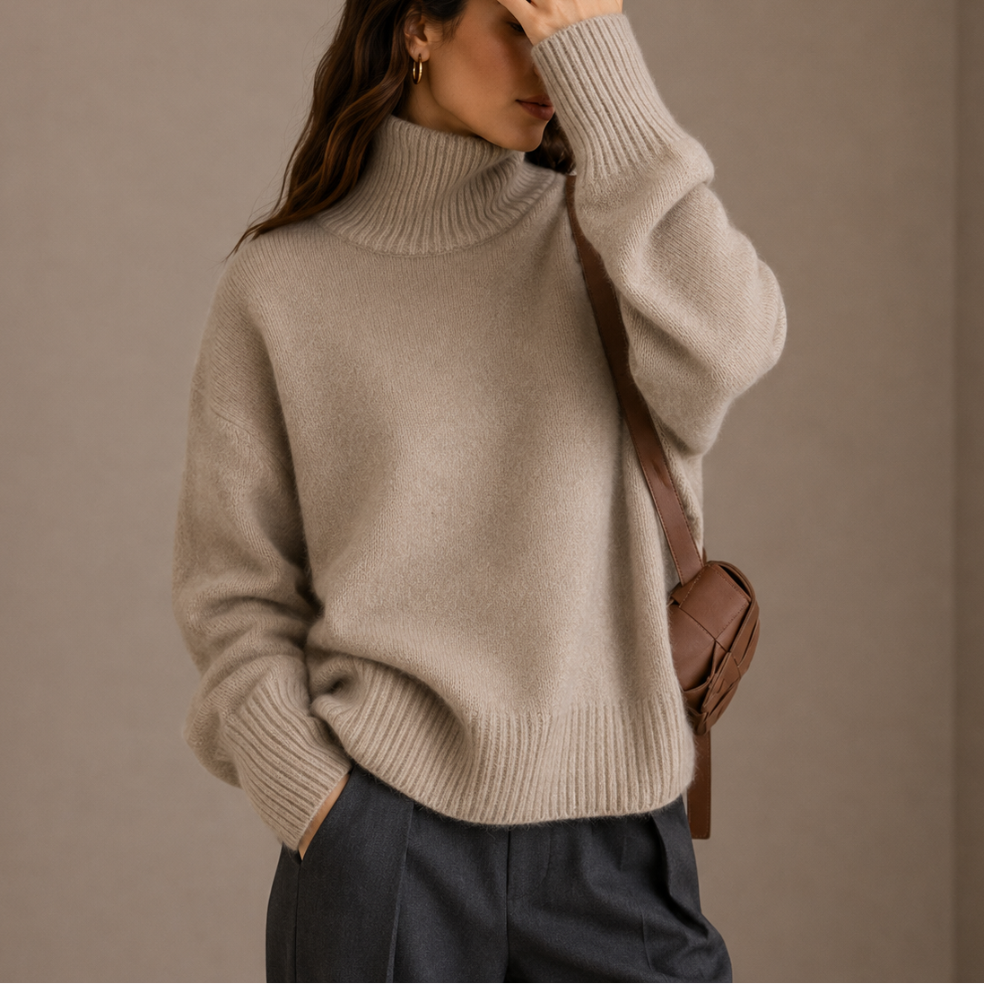 Oversize-Rollkragenpullover für Damen – Weicher, locker sitzender Strickpullover mit geripptem Saum - 2 - Jasminaboutique.com