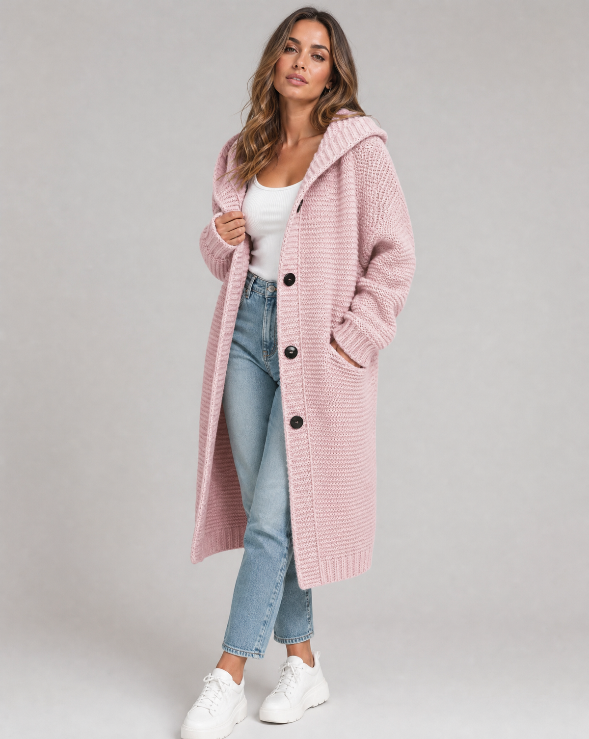 Oversize-Strickjacke mit Kapuze für Damen und strukturierten Nähten - 1 - Jasminaboutique.com