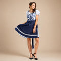 Dirndl Damen mit Blumenmuster und Schnürdetail | J&B - 4 - Jasminaboutique.com