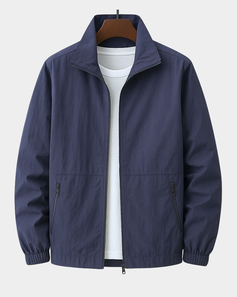 Leichte Herrenjacke mit Stehkragen und Reißverschlusstaschen | J&B - 3 - Jasminaboutique.com