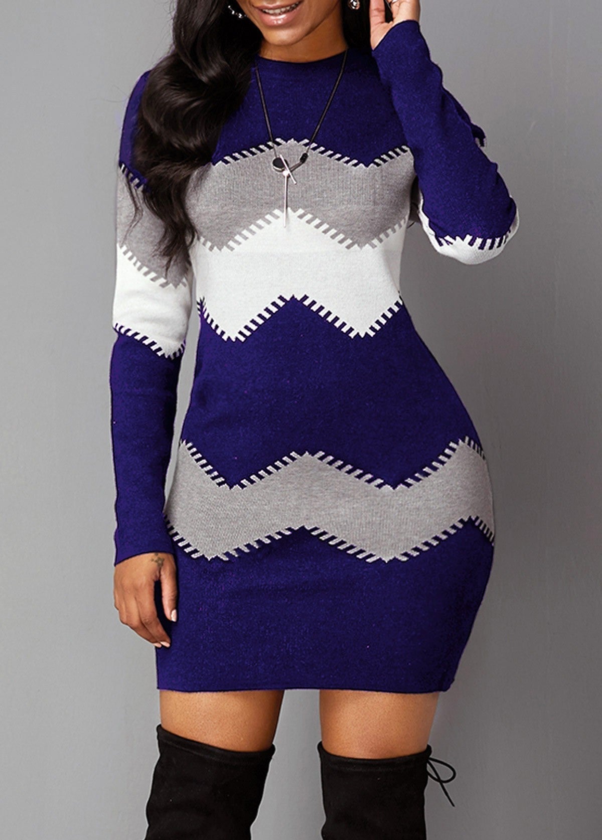 Kleid Damen mit figurbetonter Passform und Chevron-Muster | A&B - 1 - Annoboutique