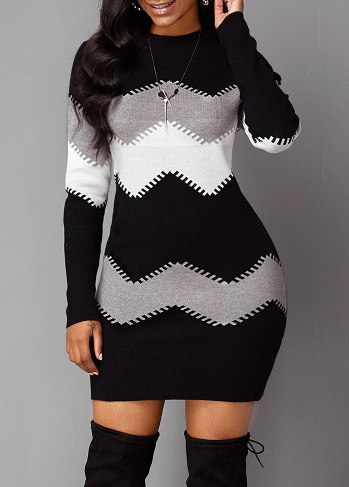 Kleid Damen mit figurbetonter Passform und Chevron-Muster | A&B - 5 - Annoboutique