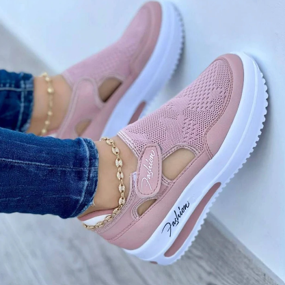 Diabetikerfreundliche Slipper für Damen - Extra breiter Schnitt und verstellbares Design - J&B - 3 - Jasminaboutique.com