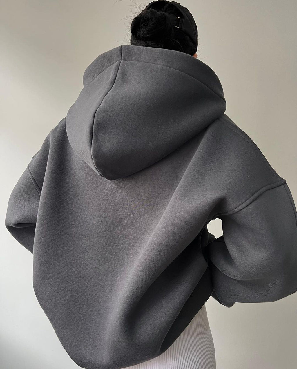 Pullover Damen mit Kapuze und legerem Schnitt - J&B - 8 - Jasminaboutique.com
