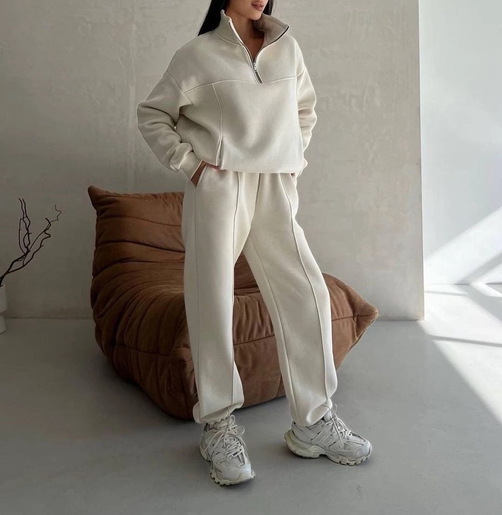 Lounge Set Damen mit hohem Kragen und lässiger Passform - J&B - 7 - Jasminaboutique.com