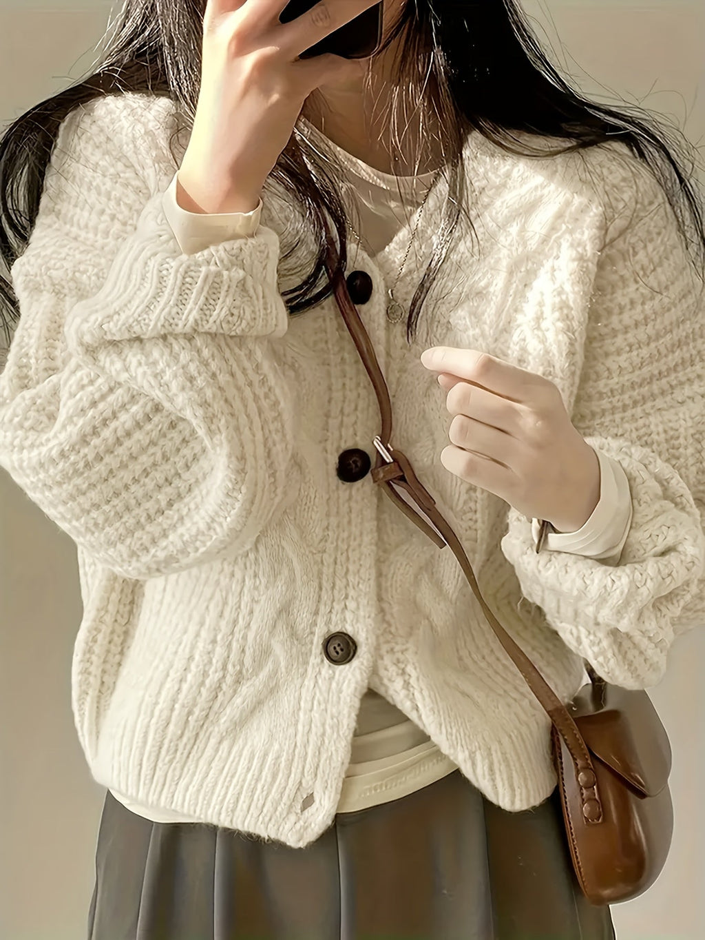 Cardigan Damen mit Knopfverschluss und lässigem Schnitt - J&B - 5 - Jasminaboutique.com