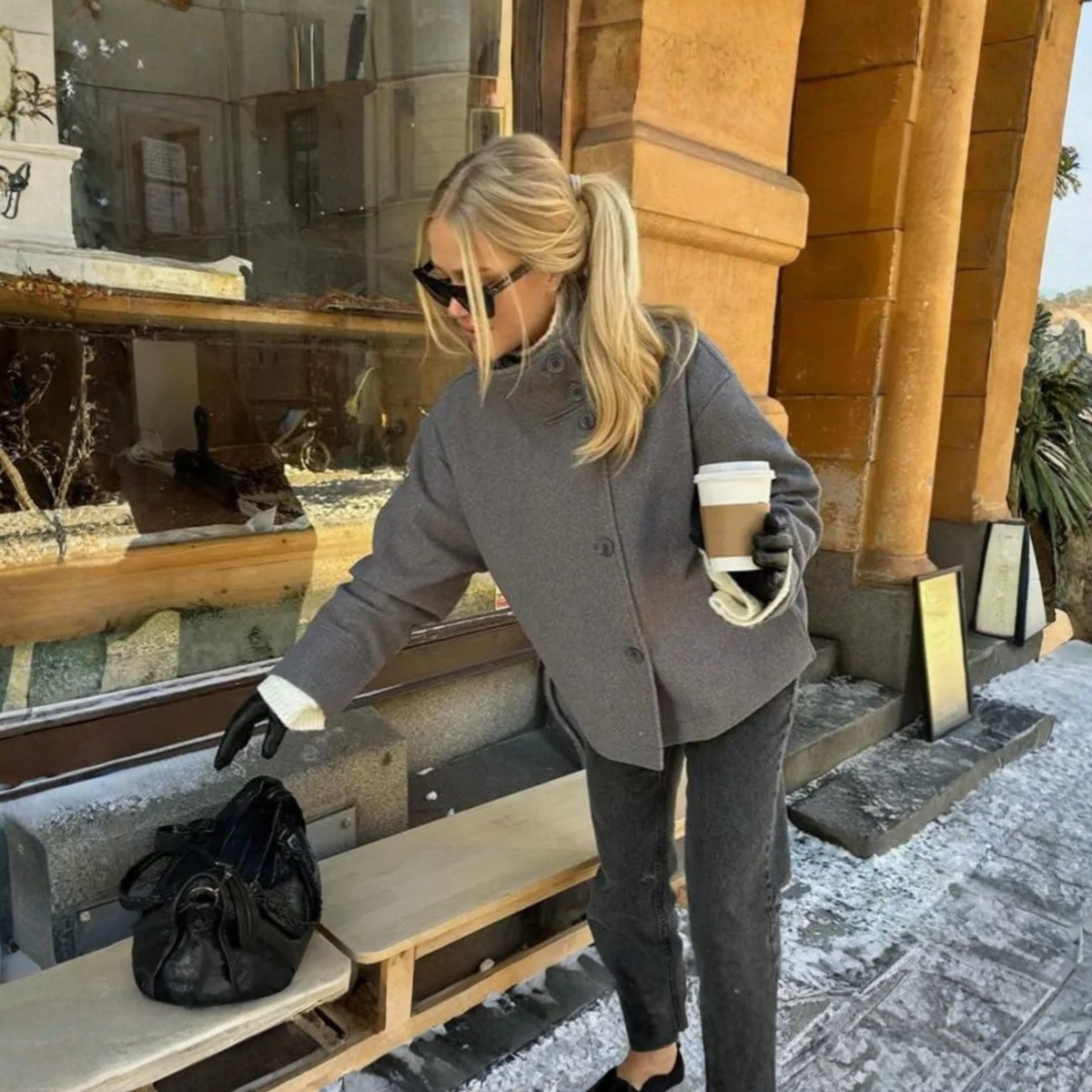 Mantel Damen mit Stehkragen und Knopfleiste - J&B - 2 - Jasminaboutique.com