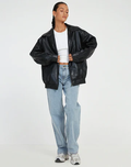 Lederjacke Damen mit lässigem Schnitt und weitem Kragen - J&B - 2 - Jasminaboutique.com