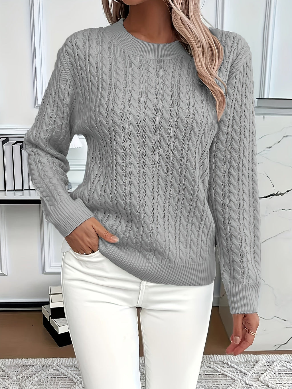 Pullover Damen mit Rundhalsausschnitt und Kabelstrickdesign - J&B - 4 - Jasminaboutique.com