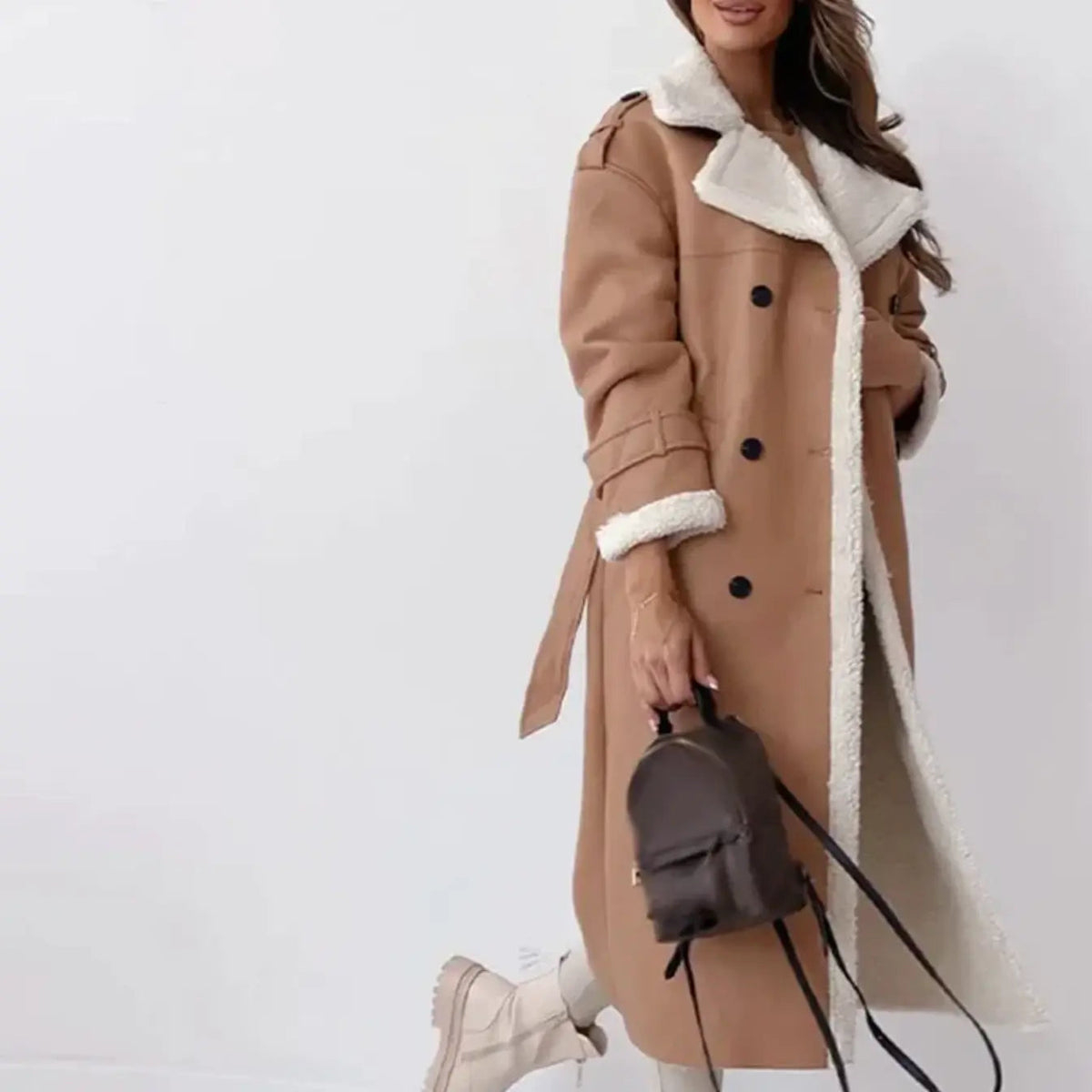 Mantel Damen mit doppelter Knopfleiste und klassischem Kragen - J&B - 4 - Jasminaboutique.com