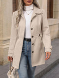 Trench Coat Damen mit taillierter Silhouette und Knopfleiste - J&B - 2 - Jasminaboutique.com