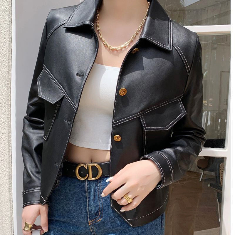 Lederjacke Damen mit strukturiertem Schnitt und besonderen Taschen - J&B - 2 - Jasminaboutique.com